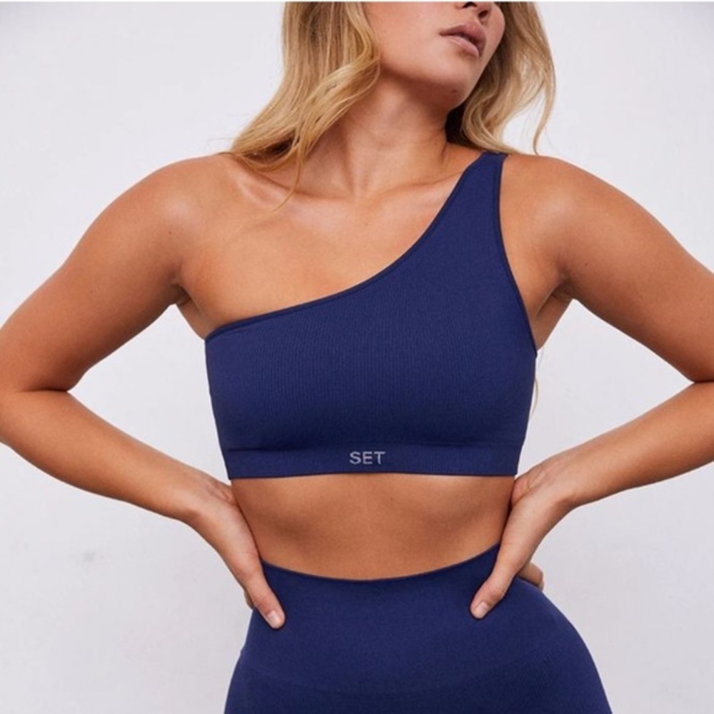 SET Active One-Shoulder Sports Bra